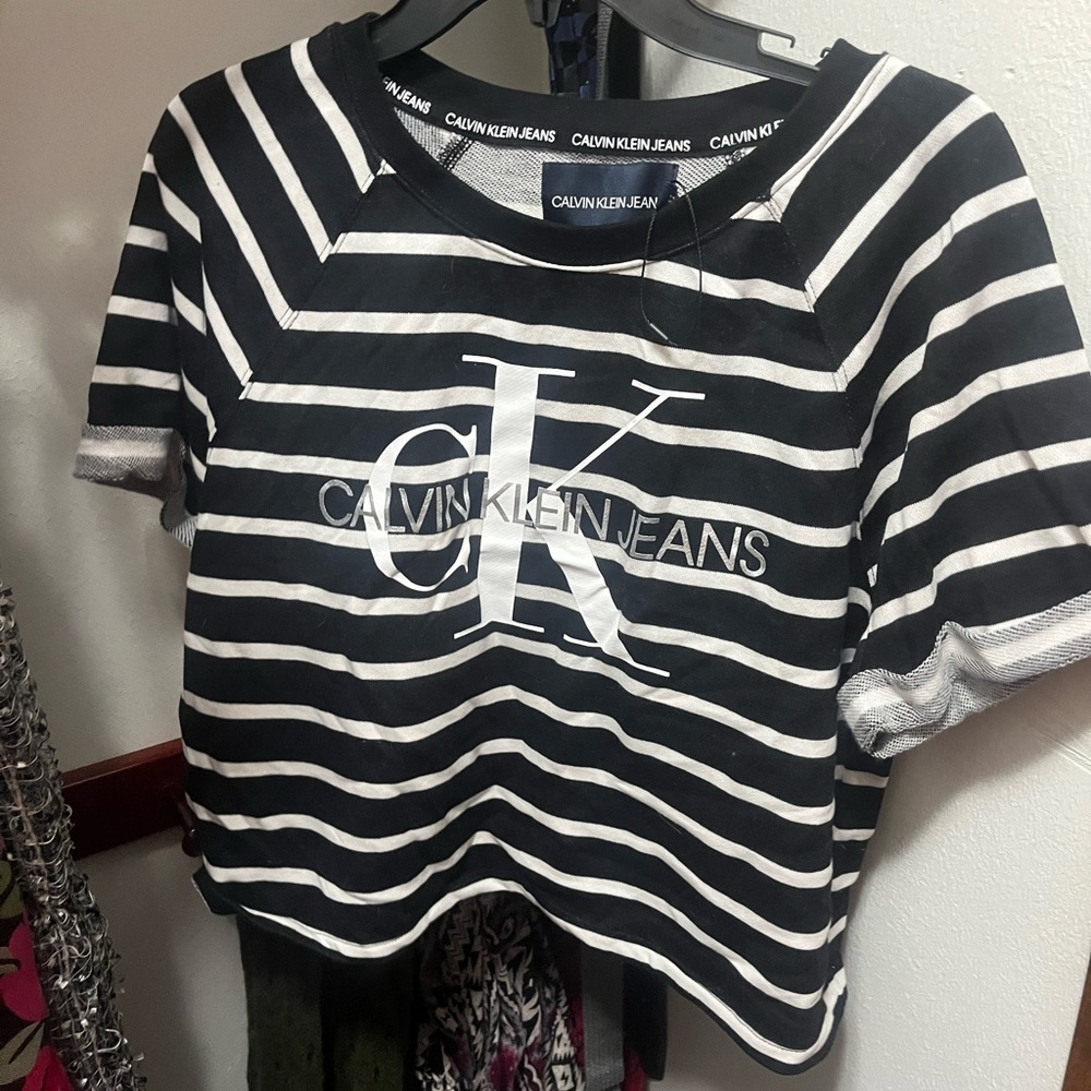 Calvin Kline crop top